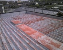 屋根：特殊セラミック　ガイナ　仕様：暑い熊本に最適な塗料です邸のBefore（施工前）の様子